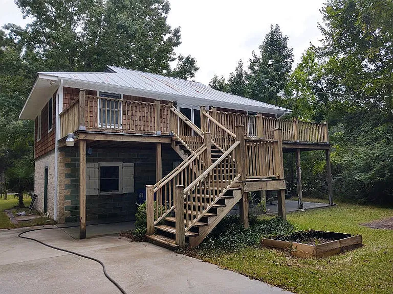1394 Porchers Bluff Rd — Photo 2