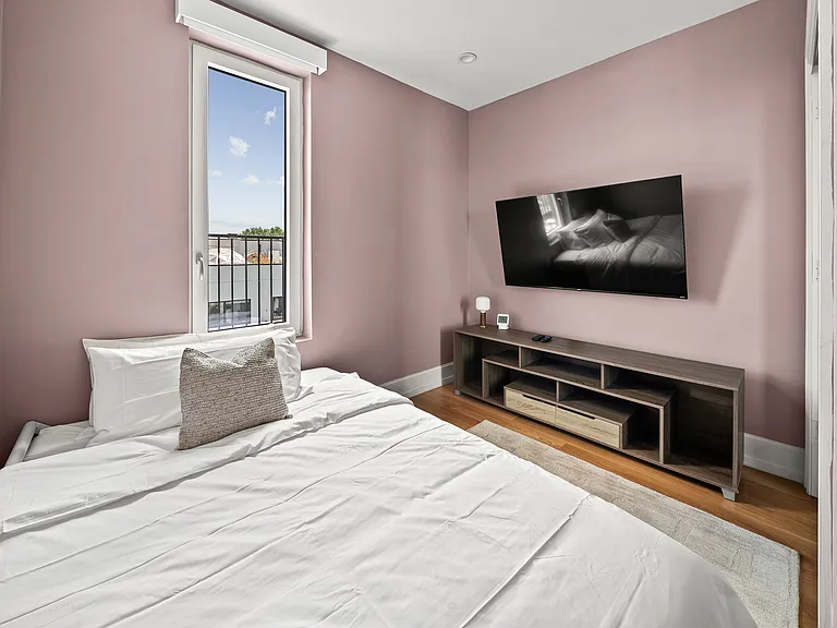 1066 Jefferson Ave #4A — Photo 17