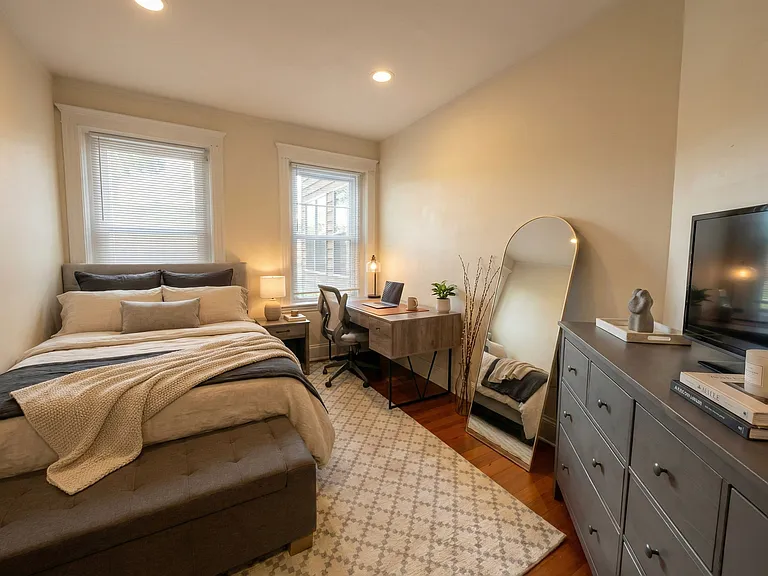 191 Winthrop Rd #2 — Photo 1