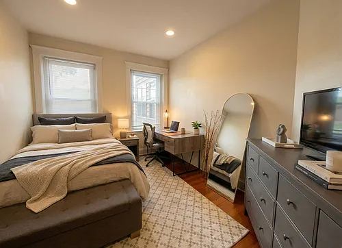 191 Winthrop Rd #2 Photo 1