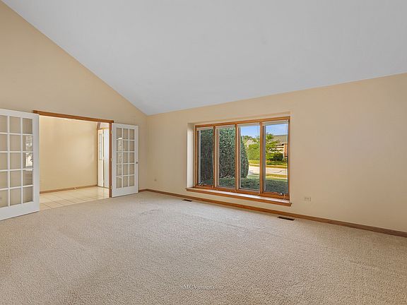 5th image of 17332 Grange Dr