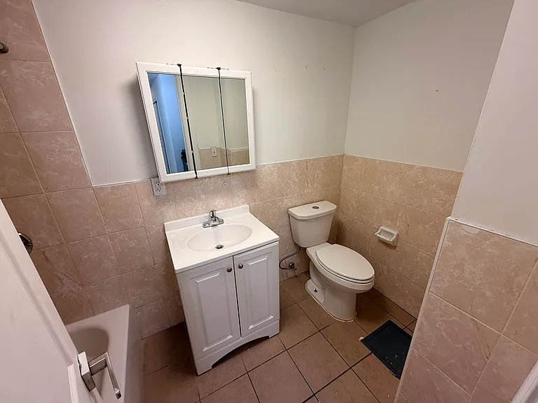 168 Clinton Ave #B1E — Photo 6