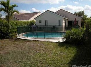 4365 Pine Ridge Ct, Weston, FL 33331