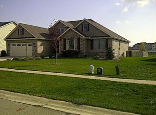 415 Deerpath St, Tolono, IL 61880