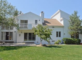 673 S Orange Ave, Livingston, NJ 07039