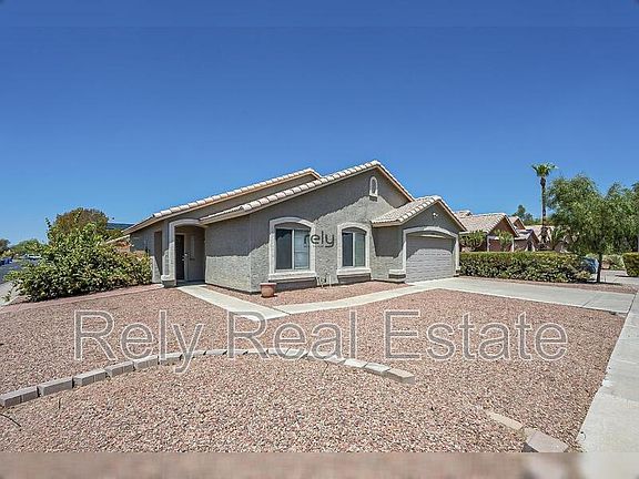 4th image of 2702 N 90th Dr