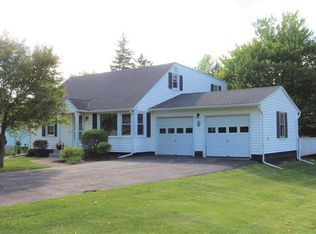 119 Bennett Rd, Camillus, NY 13031