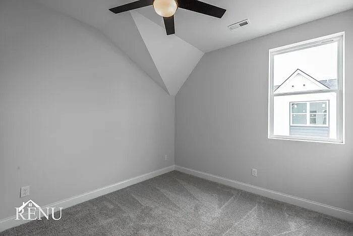 5710 Sofias Cir — Photo 16