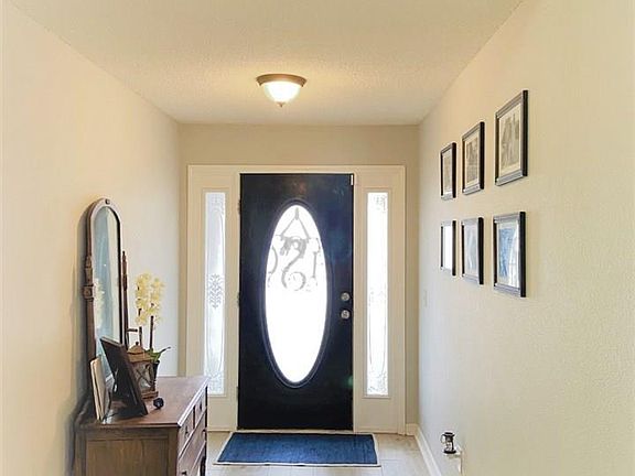 4th image of 2526 Portobella Pl