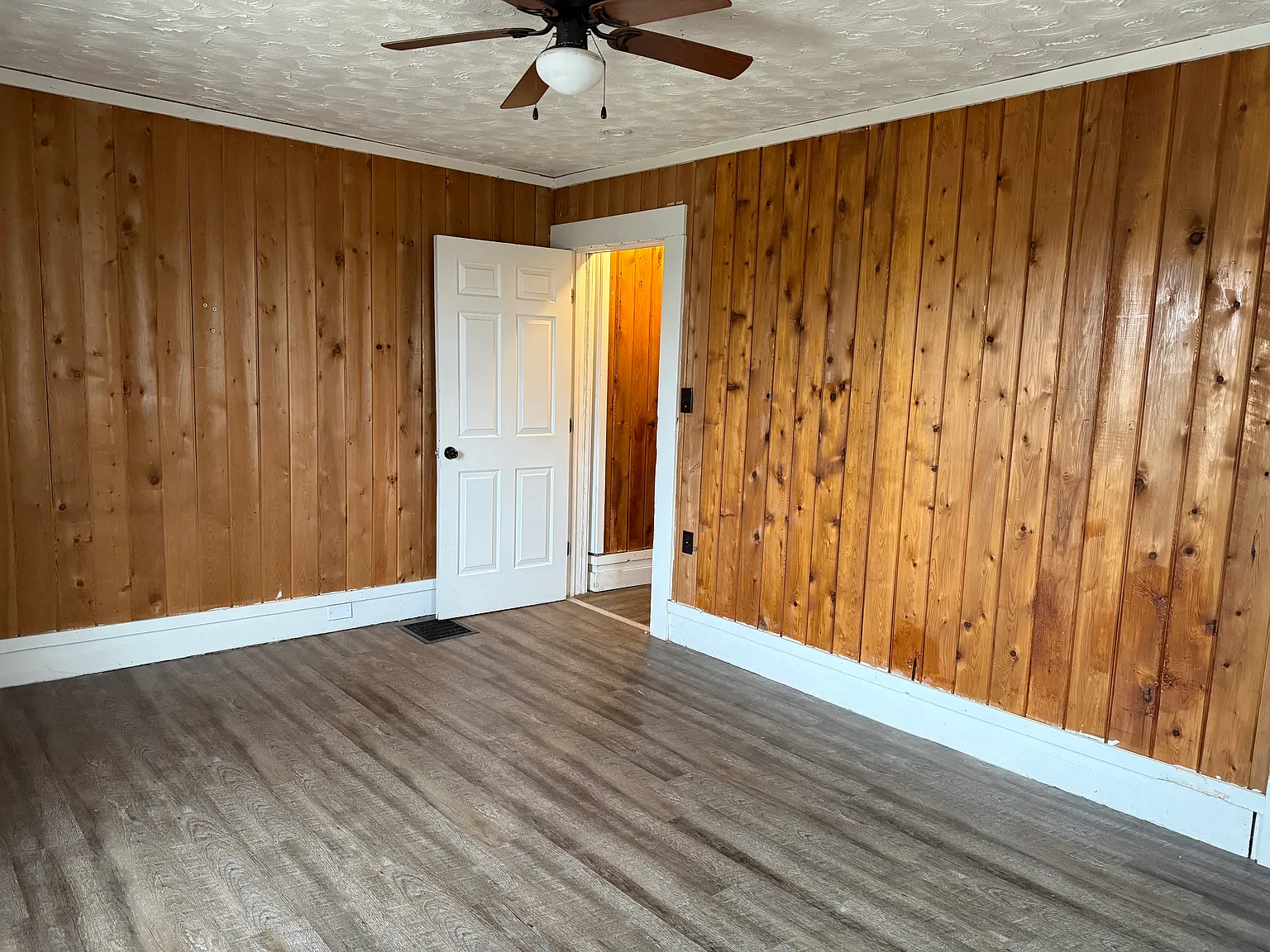 2 bed, 1100 sqft, $1,150 — Photo 4