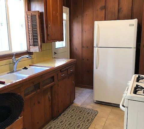 4th image of 125 Prospect Ave APT 4