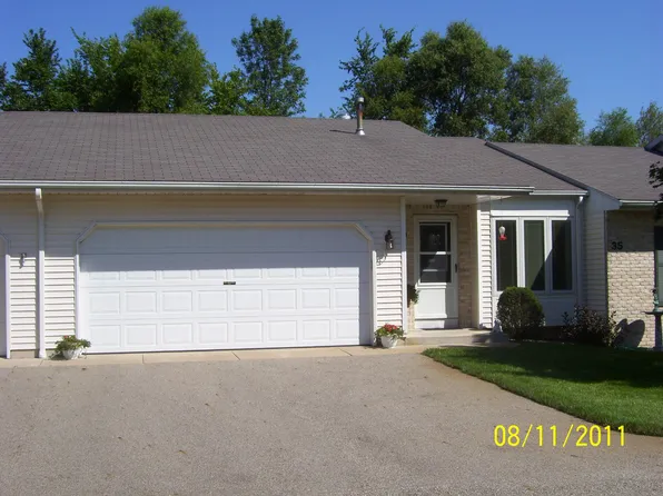 2823 Bridgeside Dr SE #35, Caledonia, MI 49316