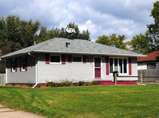 1851 Easton Ave, Waterloo, IA 50702