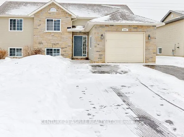 1042 Riverstone Trl, Petawawa, ON K8H 0B3