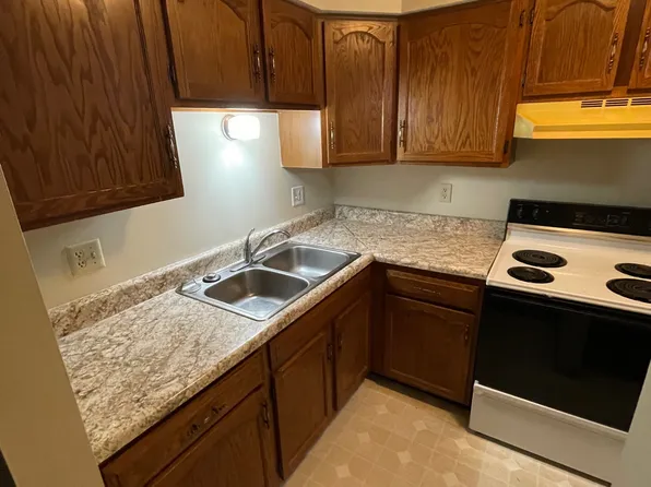 636 Everett St #14, Negaunee, MI 49866