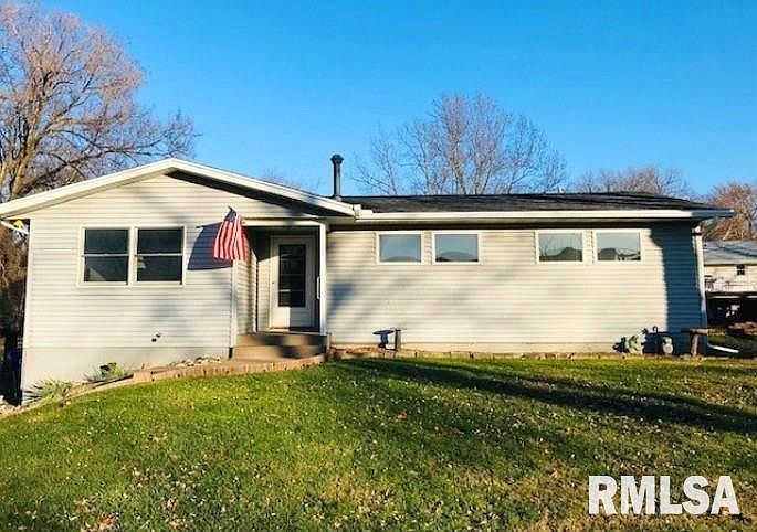 1st image of 1131 Meadow Lane Dr