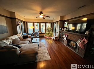 4444 N California Ave #2, Chicago, IL 60625