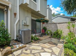 7106 Brendam Ln, Houston, TX 77072