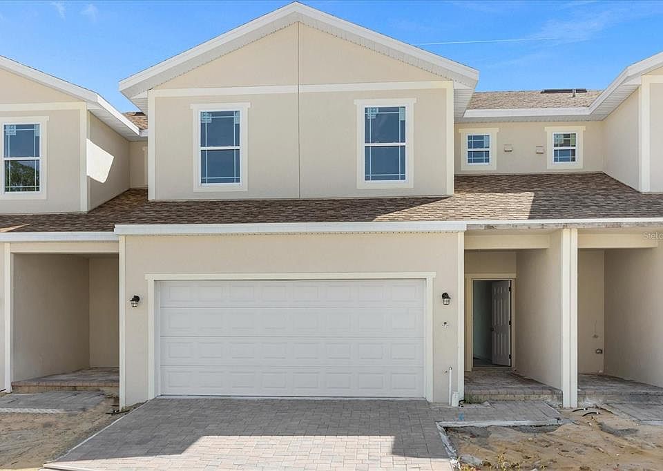 1st image of 955 LAKEFRONT VILLAGE DRIVE
