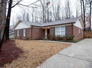 2007 Smokeridge Ln, Greensboro, NC 27407