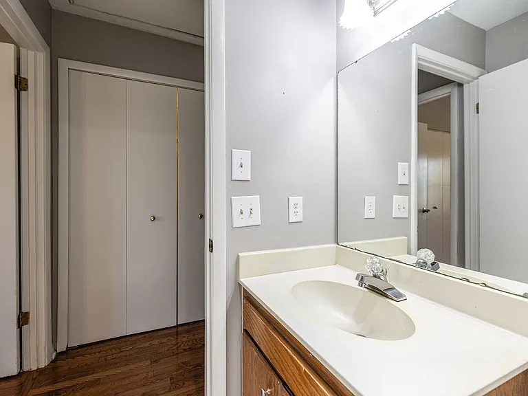 5507 Hill Ct — Photo 22