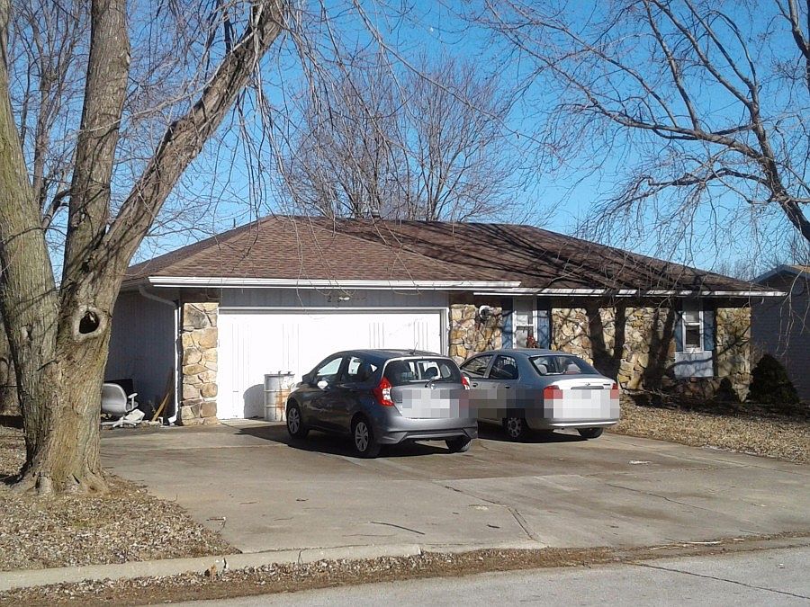 2nd image of 2631 W Blackburn Dr