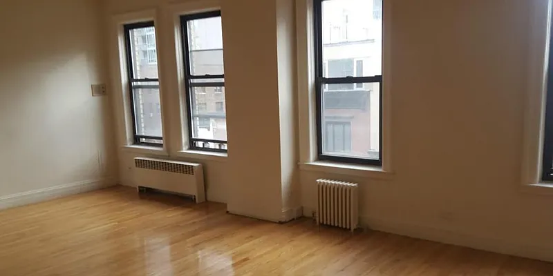 Rented by David Francis New York LLC | media 3