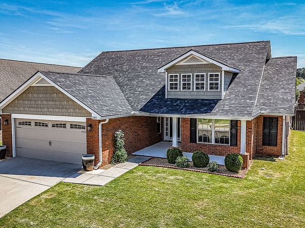 223 Silver Breeze Ct