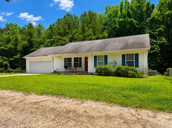 136 Constitution Avenue, Jacksonville, NC 28540
