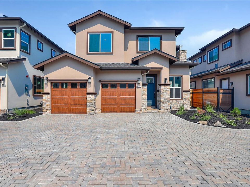 2nd image of 935 Sanchez Pl