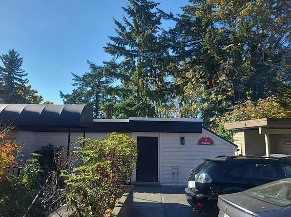 15255 Sunwood Blvd APT A21, Tukwila, WA 98188