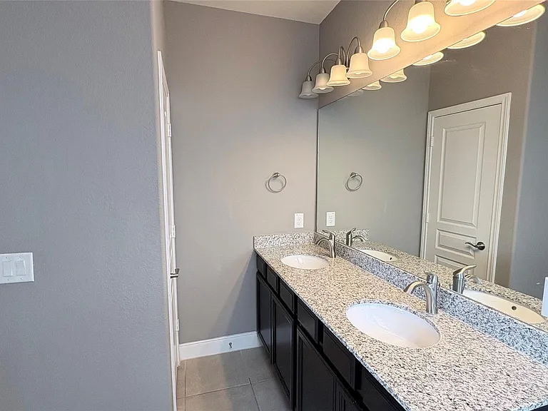 5030 Rue Dela Croix Dr — Photo 14