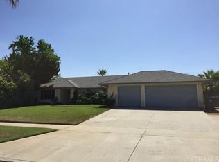 1023 W Olive Ave, Redlands, CA 92373