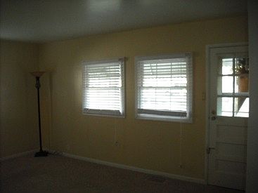 4th image of 539 S Congress Ave