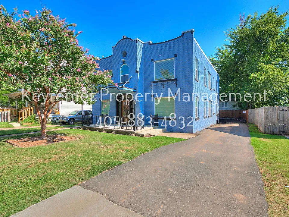 1308 NW 16th St