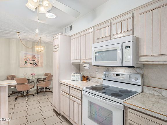 5th image of 13811 N KAANAPALI Drive