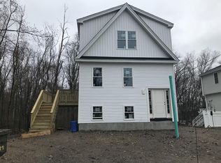 11 Calvin St, Attleboro, MA 02703