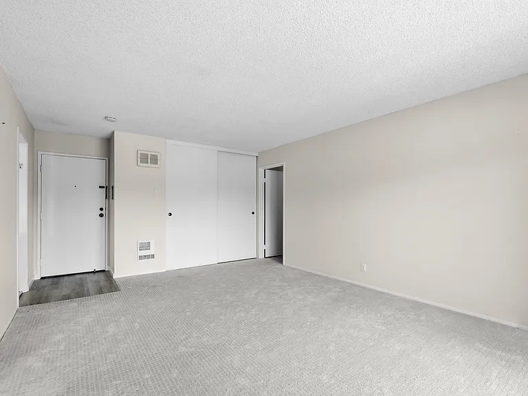 847 N Humboldt St #309 — Photo 16