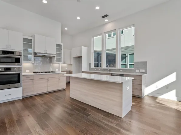 6300 Toscana Ave, Austin, TX 78724