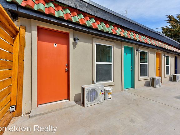 2nd image of 225 NW 24th St #8898885