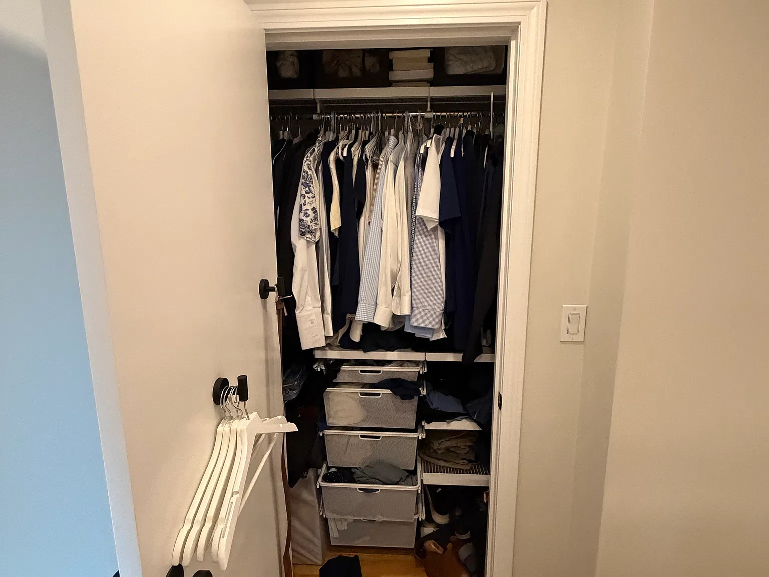 2 bed, 810 sqft, $3,850 — Photo 3