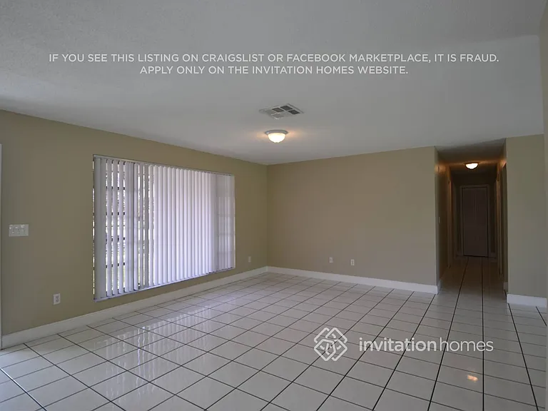 10980 SW 176th St — Photo 2