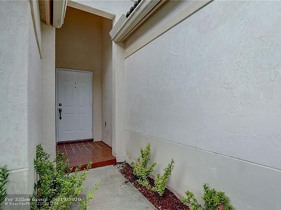 4th image of 13955 S Cypress Cove Cir
