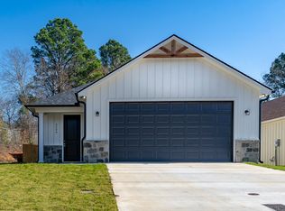 3504 Zach Ct, Longview, TX 75604