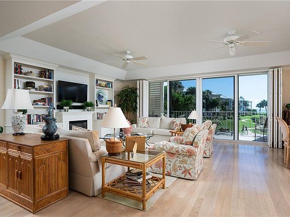 3rd image of 1250 W Southwinds Blvd APT 213