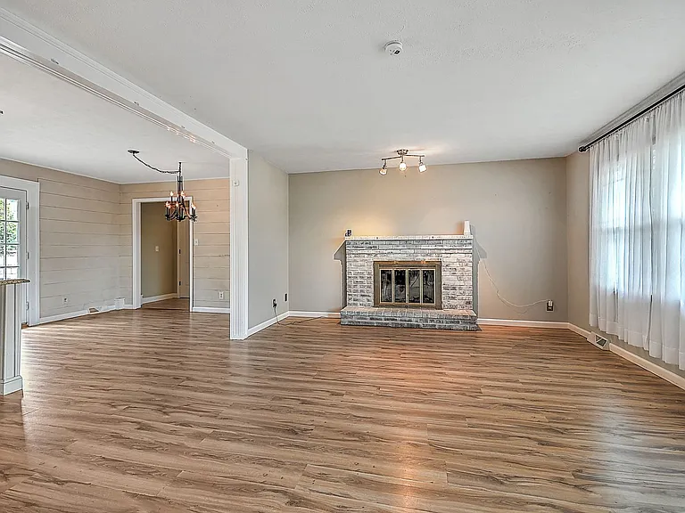 206 Sequoyah Dr — Photo 6