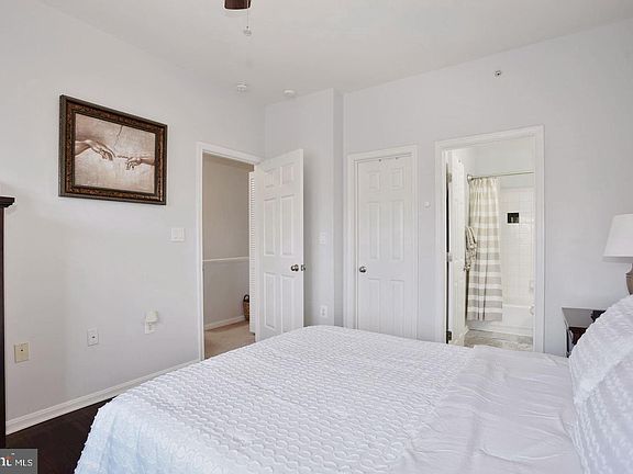 4th image of 21822 Kelsey Sq