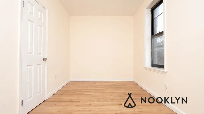 Rented by Nooklyn NYC LLC | media 4