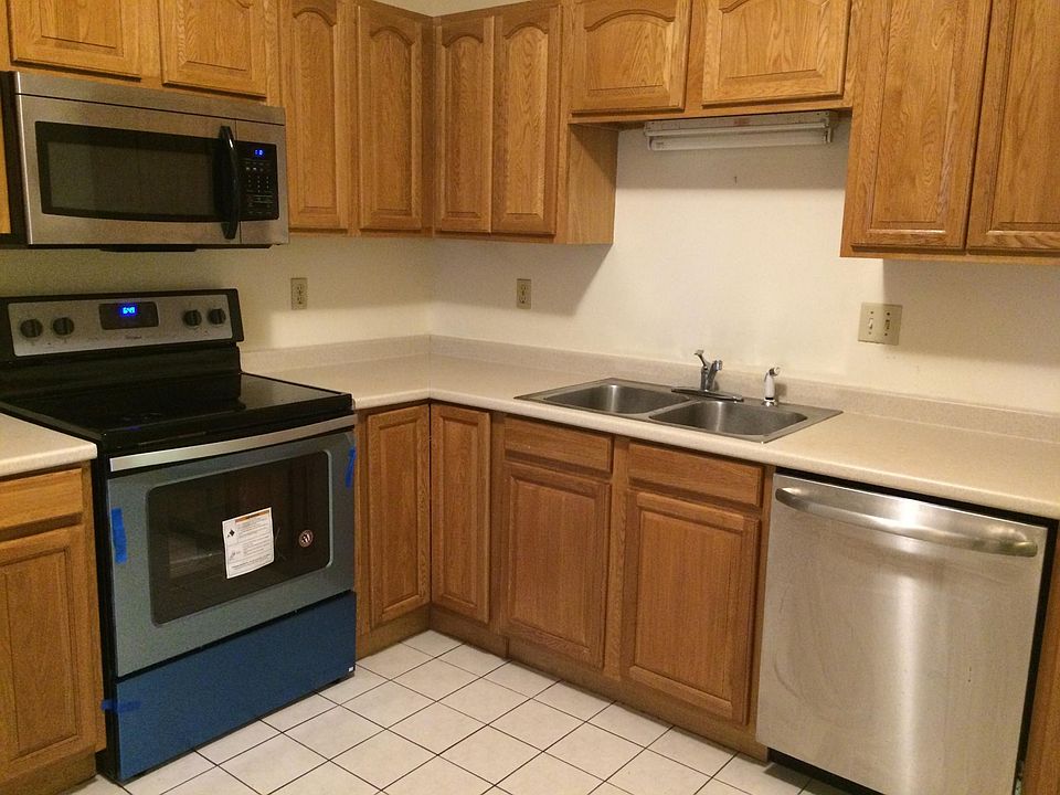 1st image of 200 Cove Way Unit 103