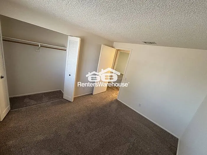 2126 N Villas Ln — Photo 12